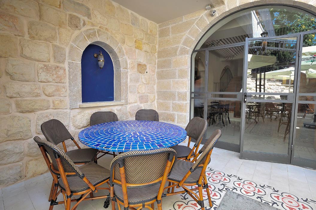 תמונה של פונדק עין -כרם - 1